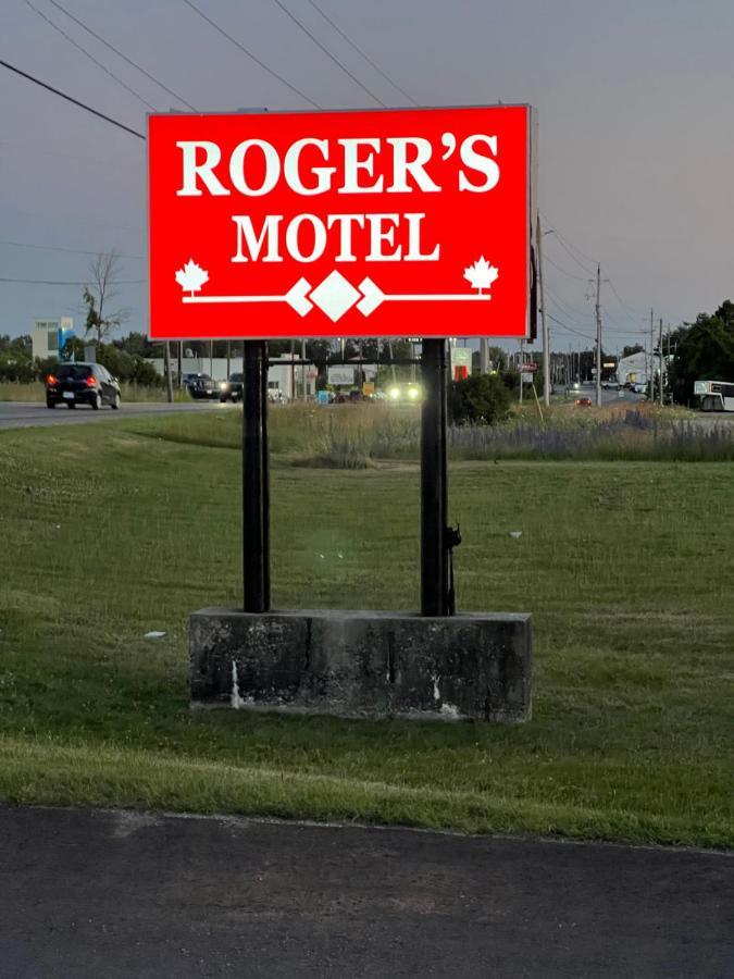 Rogers Motel Smiths Falls Exteriér fotografie