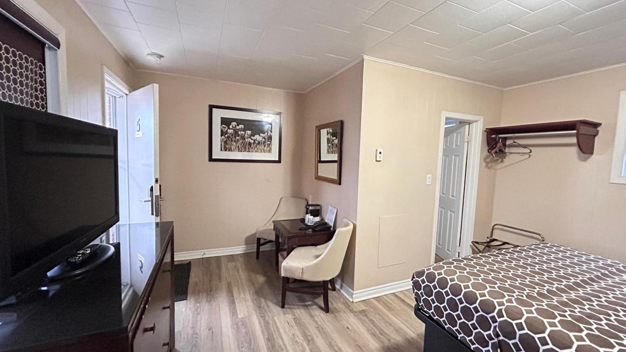 Rogers Motel Smiths Falls Exteriér fotografie